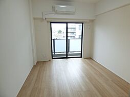 ザ・レジデンス・オブ・トーキョーSR20 201 2階1Kのリビング/ダイニング