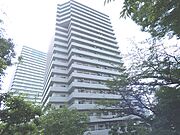 川口駅より徒歩2分 4階 築33年の賃貸物件