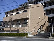 蕨駅よりバス14分 徒歩1分 1階 築3年8ヶ月の賃貸物件