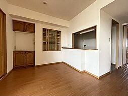 ベルドゥムール川口東 1302 13階2SLDKのリビング/ダイニング