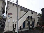 蕨駅より徒歩10分 築28年 2階建の賃貸物件