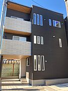 南鳩ヶ谷駅より徒歩6分 築5年6ヶ月 3階建の賃貸物件