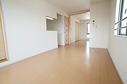 ブローテアスカ 1LDKの写真