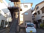 西川口駅よりバス15分 徒歩3分 3階 築42年1ヶ月の賃貸物件