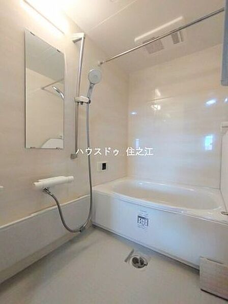 雨の日も大活躍の浴室乾燥機付き