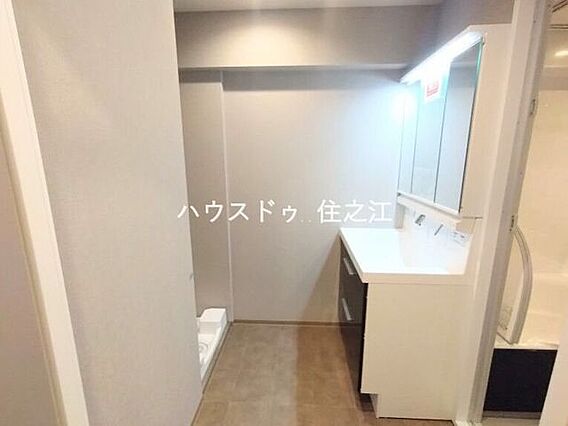大きな三面鏡付...