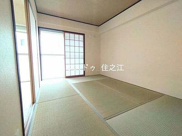 お子様の遊び場やお昼寝、来客用などライフスタイルに合わせてご使用できます
