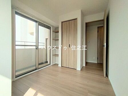 全室に収納がございますのでお部屋の中がスッキリ片付きますよ