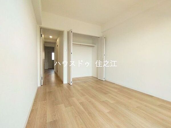 全室フローリングですのでお掃除もしやすいですよ
