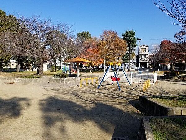 ■新北島西公園■新北島西公園 290m