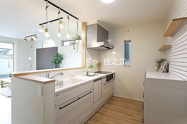 後片付けもラクラクな食洗機付です。忙しいママをサポート