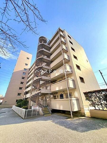 ★マンション敷地内の施設等も現地でご案内可能ですのでお気軽にお申し付け下さい♪