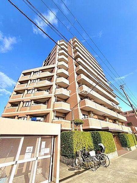 ★建物と前面道路の間には歩道がございますのでお子様も安心通学♪