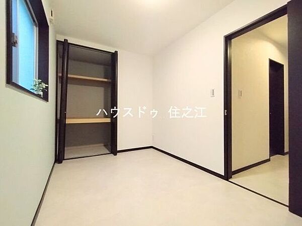 角部にクローゼットがあり、子供部屋や趣味の部屋にぴったりです。