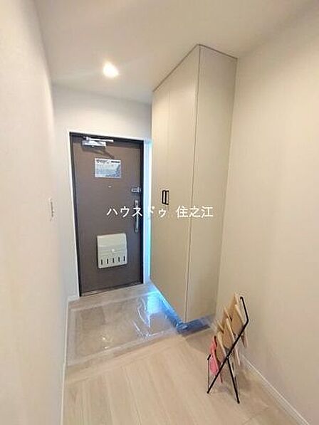 普段履きの靴からシーズンオフの靴まで綺麗に整理でき、いつも清潔感のある玄関を保てます。