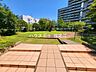 その他：★マンション内の敷地。植栽も多くあり緑豊かです♪