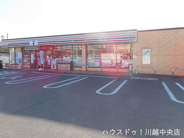 セブンイレブン川越月吉町店 650m