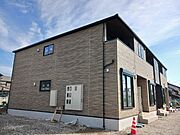 豊郷駅より徒歩16分 新築 2階建の賃貸物件