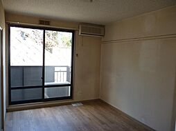 ビーライン日吉台Ａ 1階2DKの室内