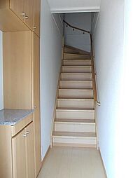 エバーグレイス 2階2LDKの室内