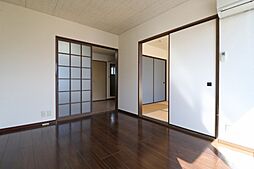 ドリームタウン樋口IIB棟 1階2DKのリビング/ダイニング