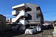 甲府駅より徒歩17分 3階 築32年4ヶ月の賃貸物件