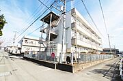 小井川駅より徒歩17分 3階 築41年4ヶ月の賃貸物件