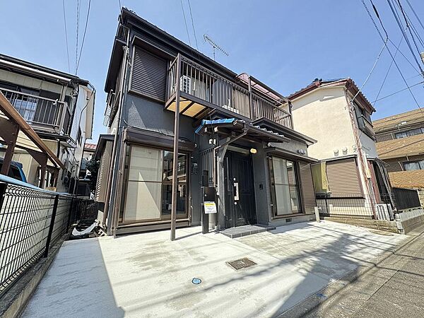内外装フルリノベーション完了：南道路に面す整形地で陽当り良好！