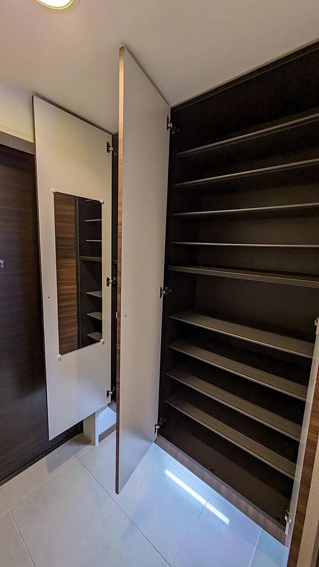 京阪東ローズタウンライズプレイス 4LDK 2階の中古マンション情報【スマイティ】物件番号：267557340