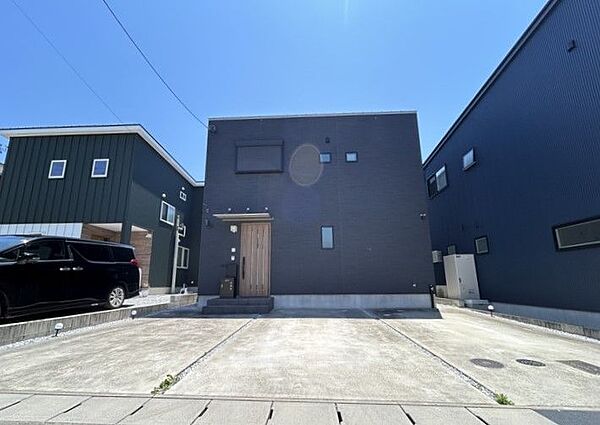 外観：323000390040