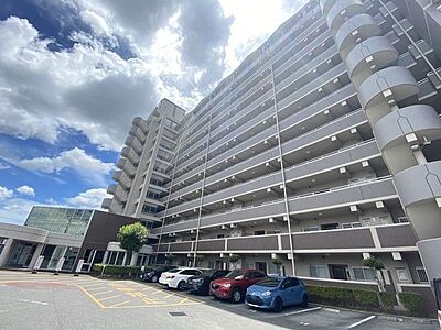 外観:愛知環状鉄道「六名」駅まで徒歩約15分!JR「岡崎」駅まで徒歩約23分!二路線活用できる好立地マンションです◎ 外観:愛知環状鉄道「六名」駅まで徒歩約15分!JR「岡崎」駅まで徒歩約23分!二路線活用できる好立地マンションです◎