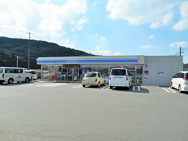 ローソン幸田上天白店まで　414m　徒歩約6分