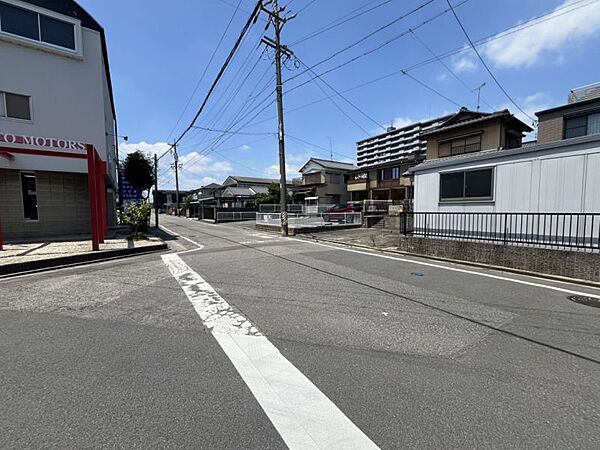 男川駅まで徒歩約15分と通学、通勤に便利な立地です！