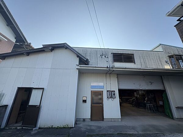 約79坪の広々としたお土地で建物の設計の自由度も高まります！