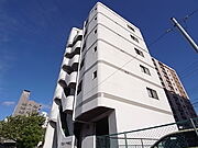 明石駅より徒歩9分 5階 築35年1ヶ月の賃貸物件