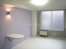 クイーン南5条 807 8階1Kのリビング/ダイニング