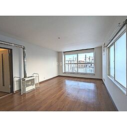 アップルＣ 302 2階2LDKのリビング/ダイニング
