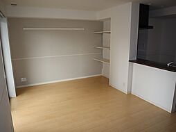 パディフィールド 1階2LDKのリビング/ダイニング