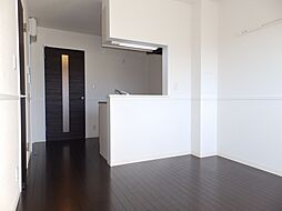 ル・ホプシィ・ジャルダン 301 3階1LDKのリビング/ダイニング