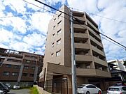 桜坂駅より徒歩3分 築19年6ヶ月 7階建の賃貸物件
