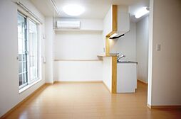 東武宇都宮線 西川田駅 6kmの賃貸アパート 2階1LDKのリビング/ダイニング