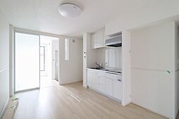 JR東北本線 石橋駅 バス15分 峰町下車 徒歩13分の賃貸アパート 1階1LDKのリビング/ダイニング