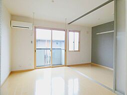 宇都宮芳賀ライトレール線 グリーンスタジアム前駅 徒歩21分の賃貸アパート 2階1LDKのリビング/ダイニング