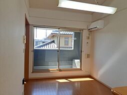 JR東北本線 石橋駅 バス10分 峰町下車 徒歩15分の賃貸アパート 2階1LDKのリビング/ダイニング