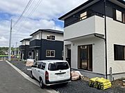 西川田駅よりバス9分 徒歩4分 1階 新築の賃貸物件