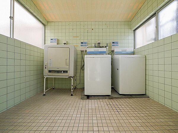 画像10:洗濯室