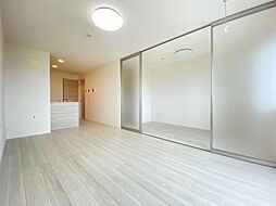 LUSSO V 303 3階1LDKのリビング/ダイニング