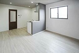 BRAVE BASE 本庄 206 2階1LDKのリビング/ダイニング