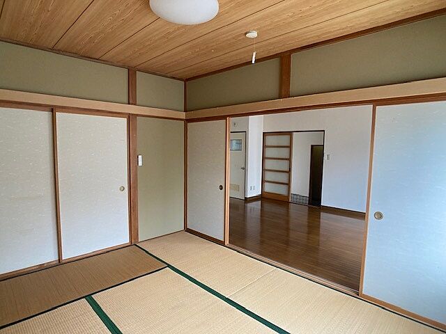 寝室
