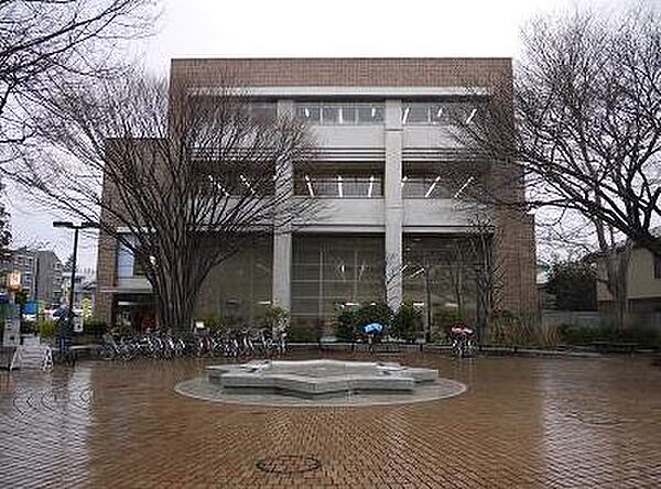 周辺：【図書館】武蔵野市立中央図書館まで1212ｍ